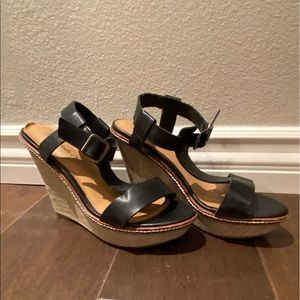 Black Strap Wedges